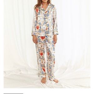 Bella Descanso | NWT Pajama Co-ord Silky Effect Set
